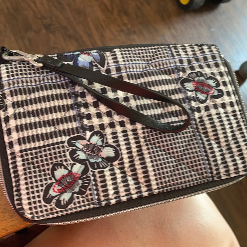 Vera Bradley wallet